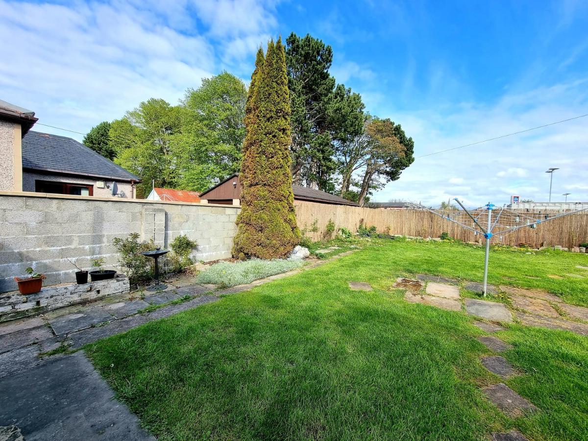 Three Bed Holiday Home In Inverness Buitenkant foto